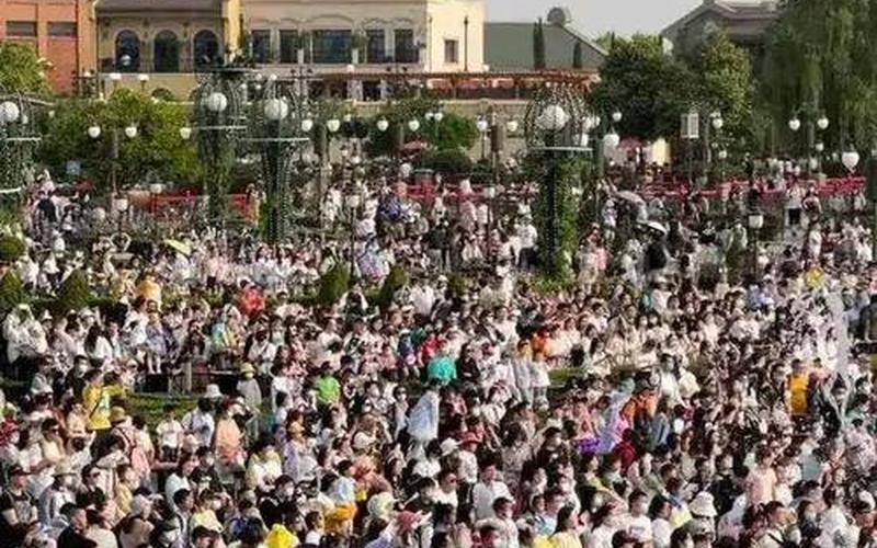 上海迪士尼疫情全过程,上海迪士尼疫情官方，10月8日上海新增本土2+19,中风险+6APP-第1张图片-东方成人网